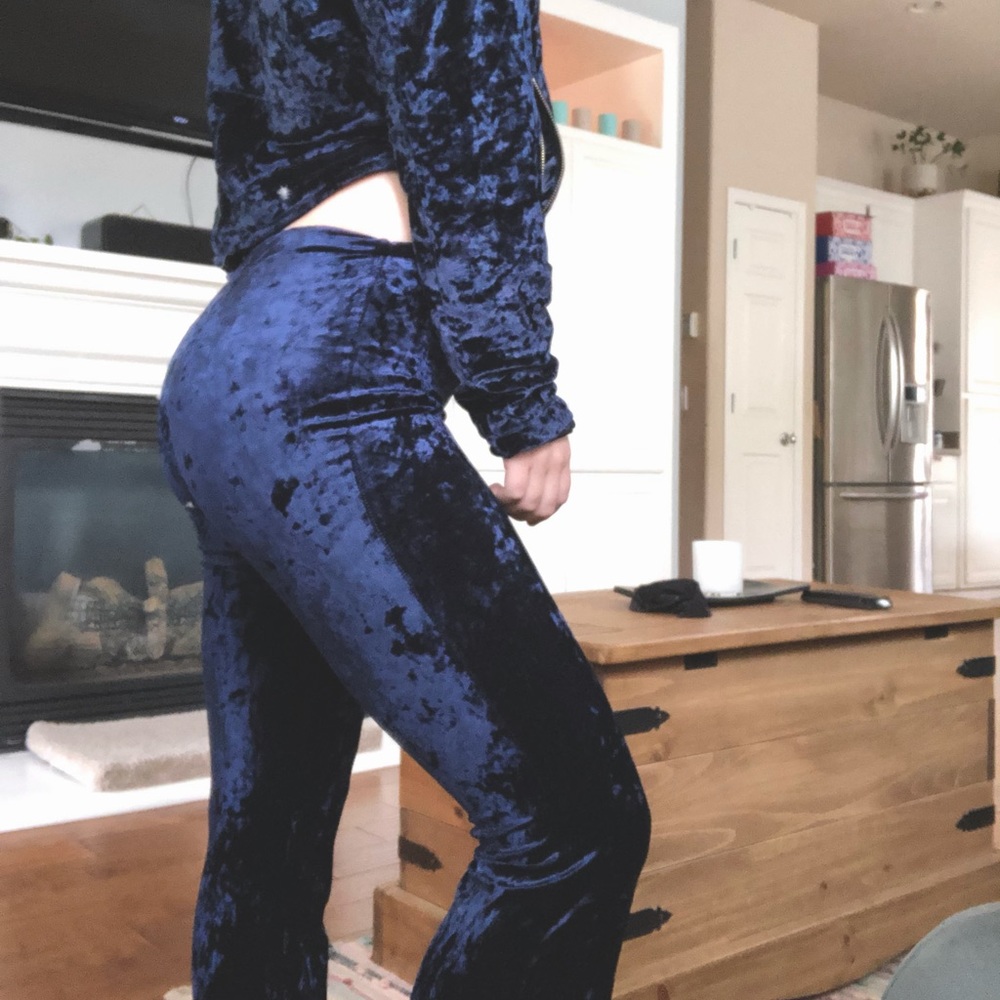 Blue velvet set